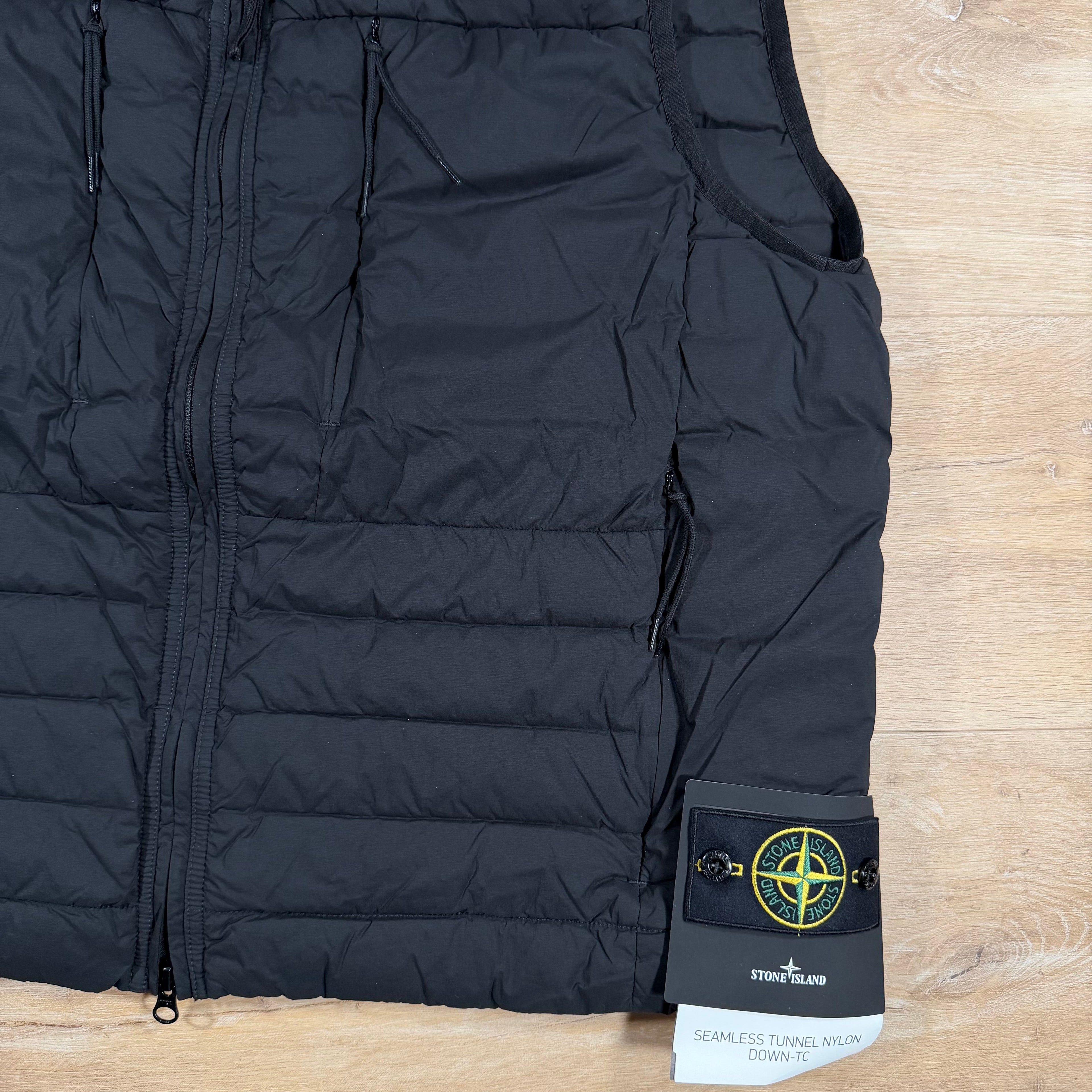 Stone Island Seamless Tunnel Nylon Down-TC Vest in Black