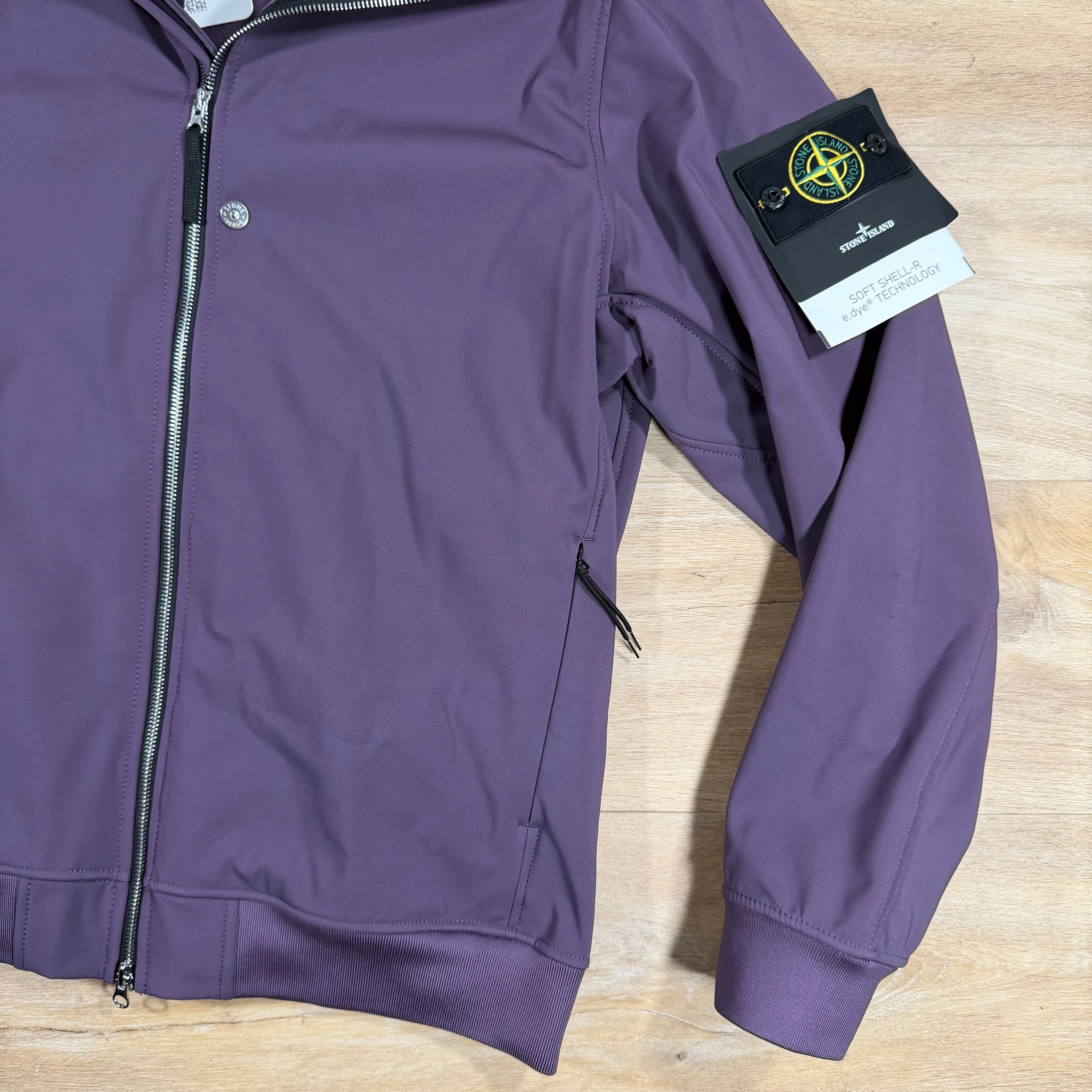 Stone Island Soft Shell-R Jacket in Amaranth