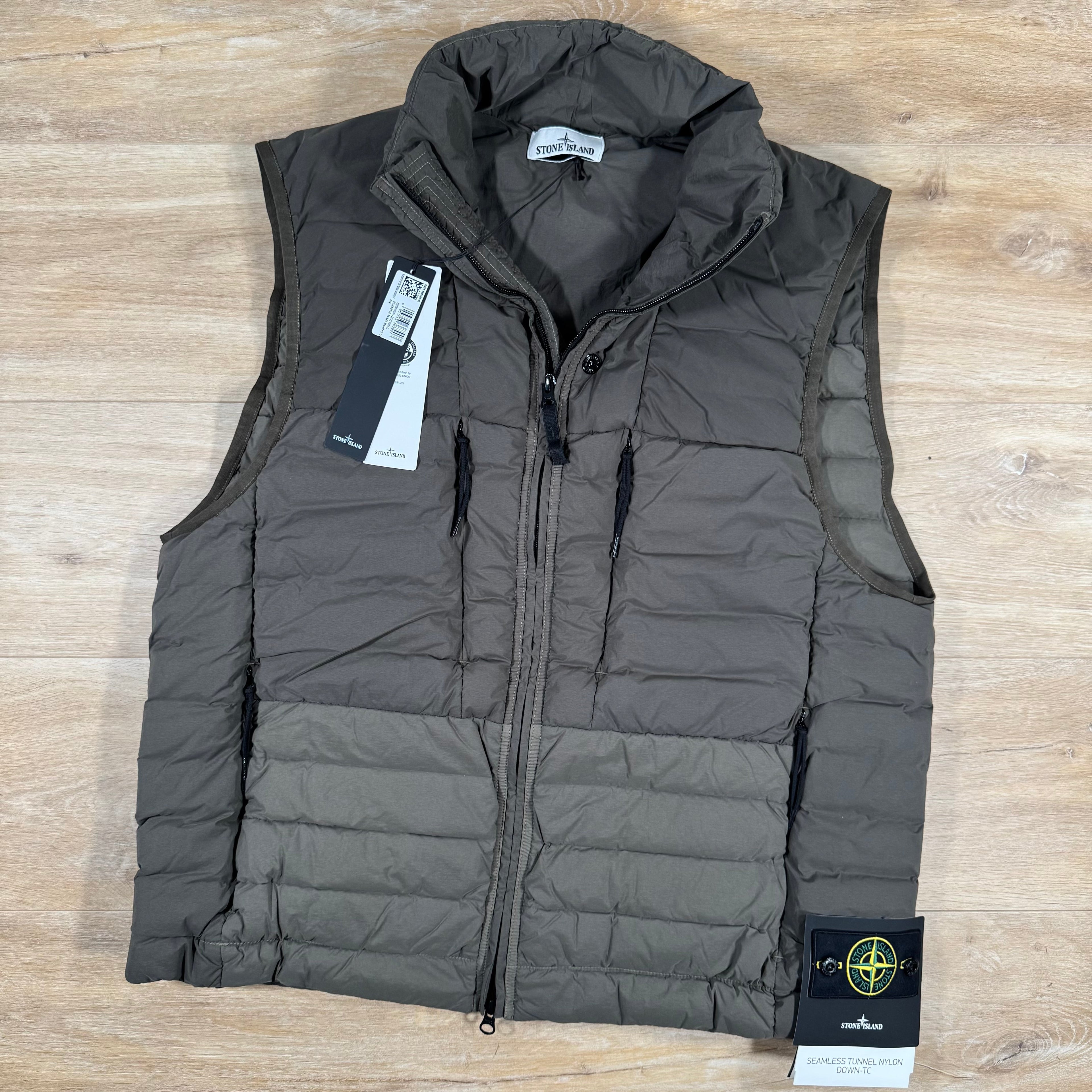 Stone Island Seamless Tunnel Nylon Down-TC Vest in Military Green