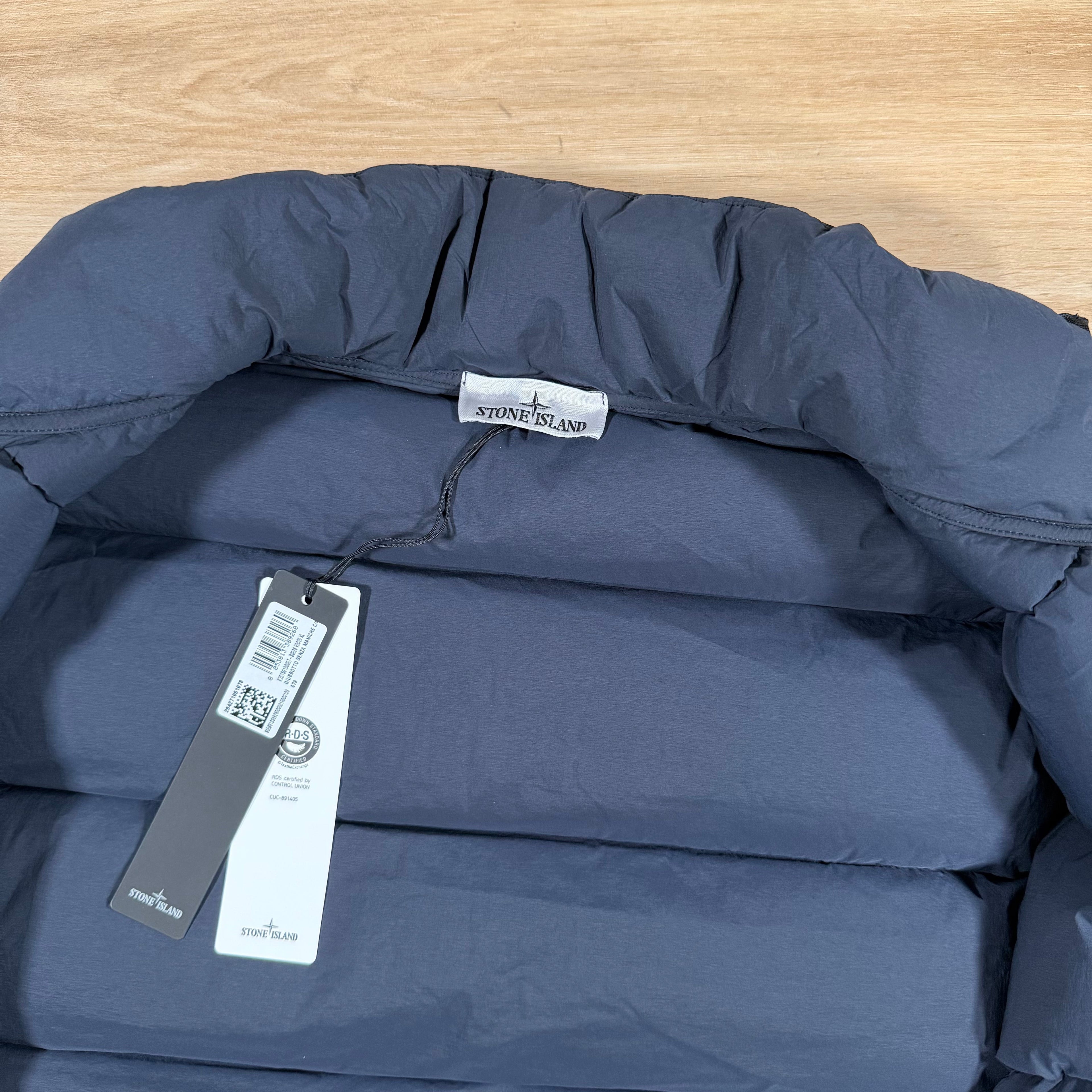Stone Island Seamless Tunnel Nylon Down-TC Vest in Navy