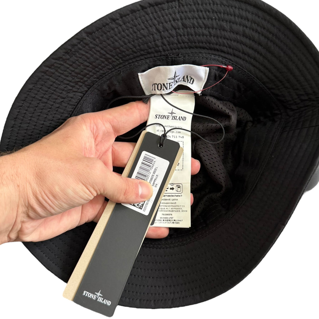 Stone Island Nylon Bucket Hat (L)
