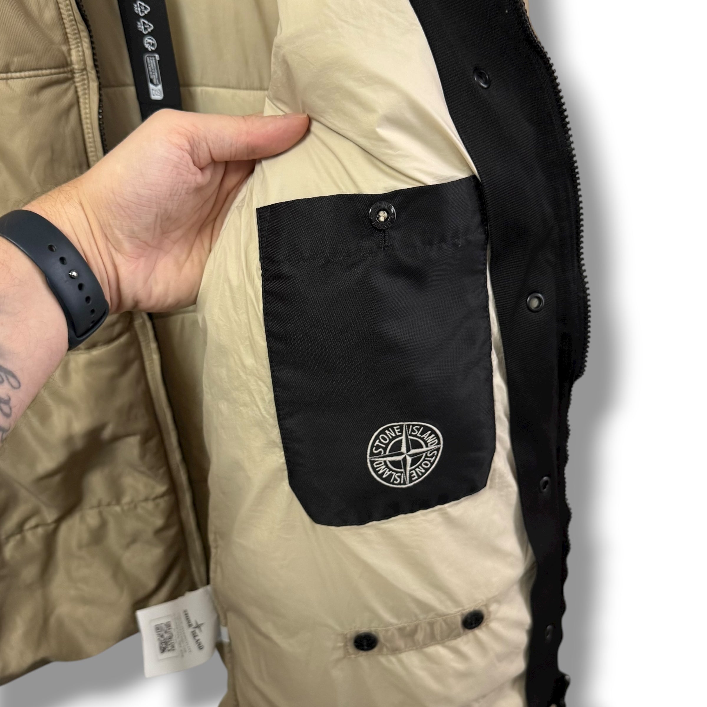 Stone Island Run Proof Nylon Mesh-TC (L, 23”)