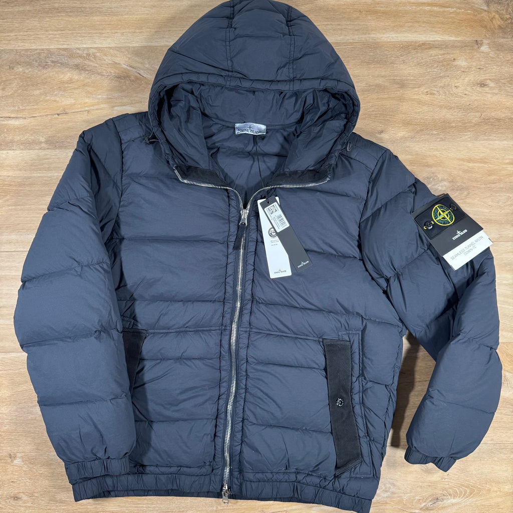 Stone Island Seamless Tunnel Nylon Down-TC Jacket in Navy