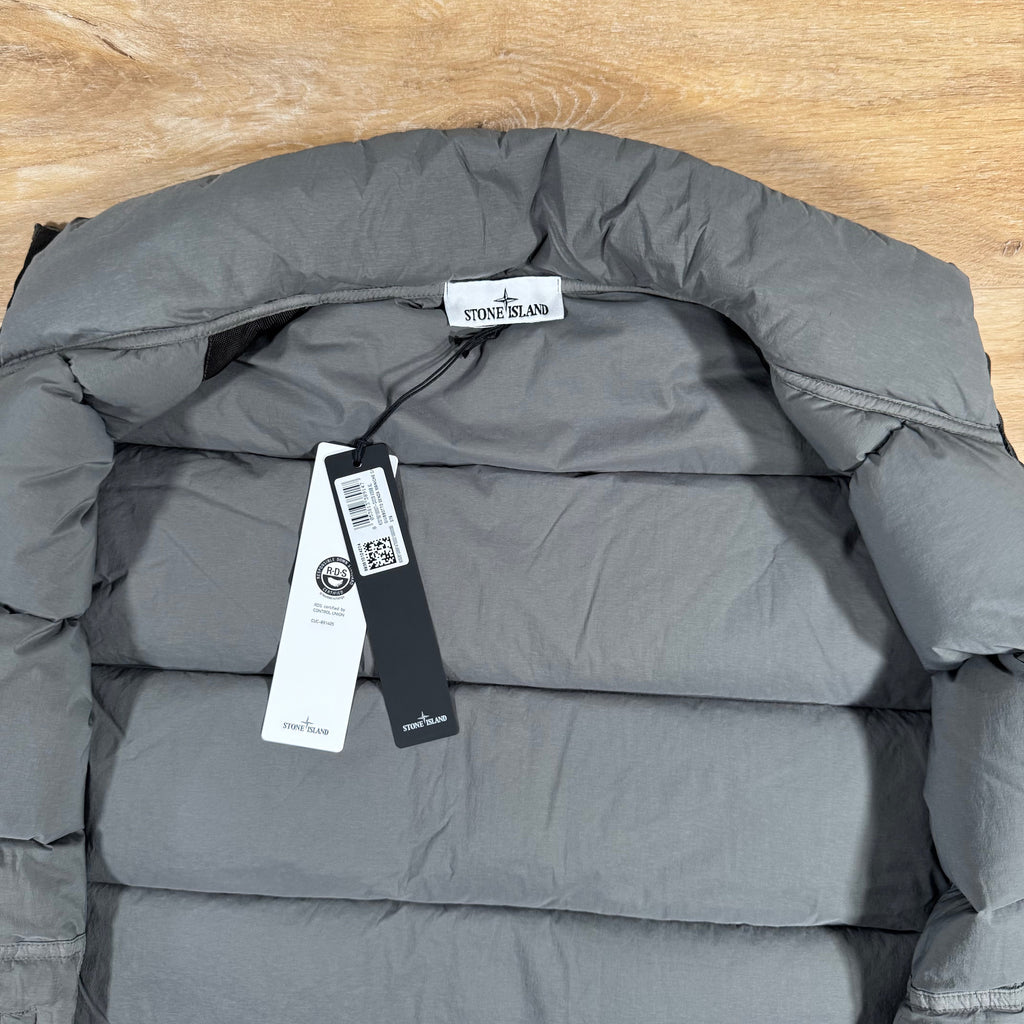 Stone Island Seamless Tunnel Nylon Down-TC Vest in Cement