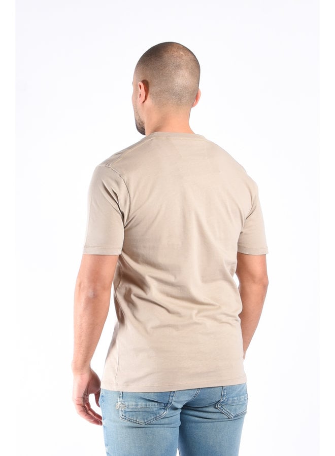 Cp Company Graphic Sailor Logo T-Shirt 193A In Beige